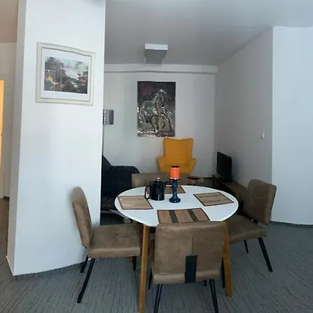 Lägenhet Luxury Ellie 2 *