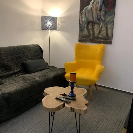 Luxury Ellie 2 * Μπρατισλάβα